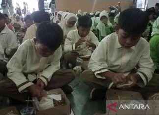 Boosting Economic Growth Through Free Meals Program boosting-economic-growth-through-free-meals-program