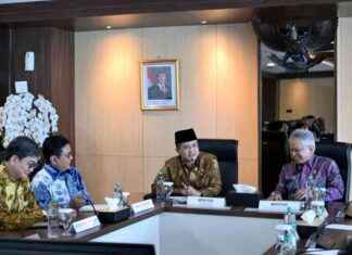 Enhancing Education in Transmigration Areas: Government Plans to Establish Superior Schools and Universities enhancing-education-in-transmigration-areas-government-plans-to-establish-superior-schools-and-universities