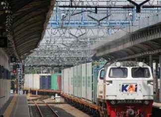 KAI Subsidiary Cuts Bandung-Surabaya Travel Time to 24 Hours ka-subsidiary-cuts-bandung-surabaya-travel-time-to-24-hours