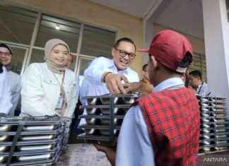 Providing Free Meals to Pupils in South Tangerang: Deputy Minister’s Initiative providing-free-meals-to-pupils-in-south-tangerang-deputy-ministers-nitiative