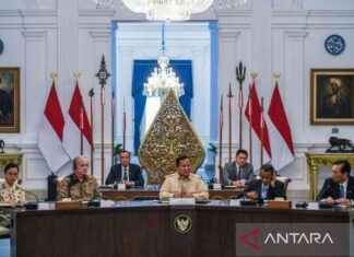 Prabowo Talks Danantara with Ray Dalio and Indonesian Tycoons prabowo-talks-danantara-with-ray-dalio-and-ndonesian-tycoons