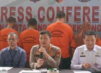 Umrah Travel Trafficking Ring Exposed: Police Crackdown umrah-travel-trafficking-ring-exposed-police-crackdown