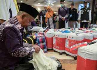 Haji First Timers Check-In Today: What Can You Bring? haji-first-timers-check-n-today-what-can-you-bring