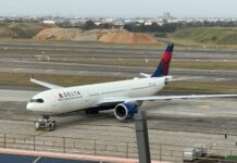 The Psychological Impact of Delta Flight DL275 Diverted to LAX: How Did Passengers Cope? Delta Flight DL275 diverted, DL275 LAX diversion, Delta emergency landing LAX, DL275 flight update, Delta diverted flight news, DL275 incident report, LAX airport flight diversion