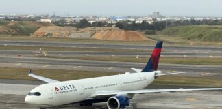 The Psychological Impact of Delta Flight DL275 Diverted to LAX: How Did Passengers Cope? Delta Flight DL275 diverted, DL275 LAX diversion, Delta emergency landing LAX, DL275 flight update, Delta diverted flight news, DL275 incident report, LAX airport flight diversion